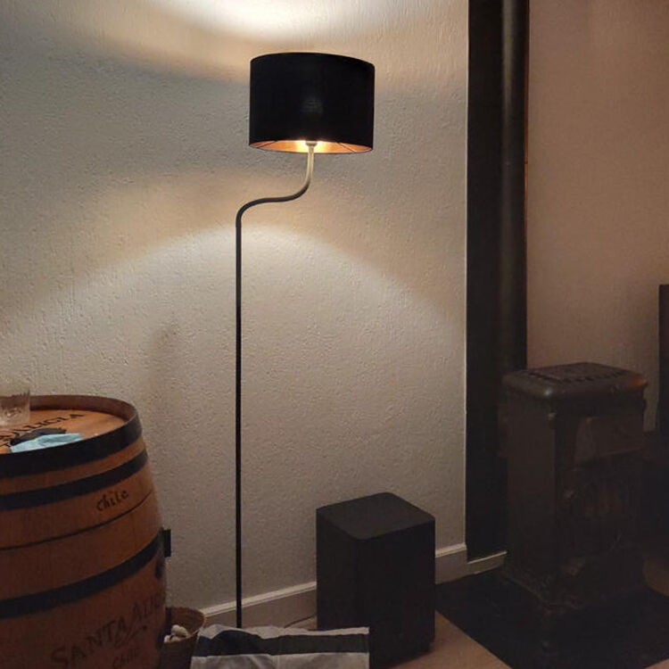 Black floor lamp modern, Jeany, with switch