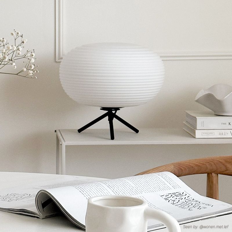 Modern table lamp white, Davide, with switch Modern table lamp white, Davide, with switch