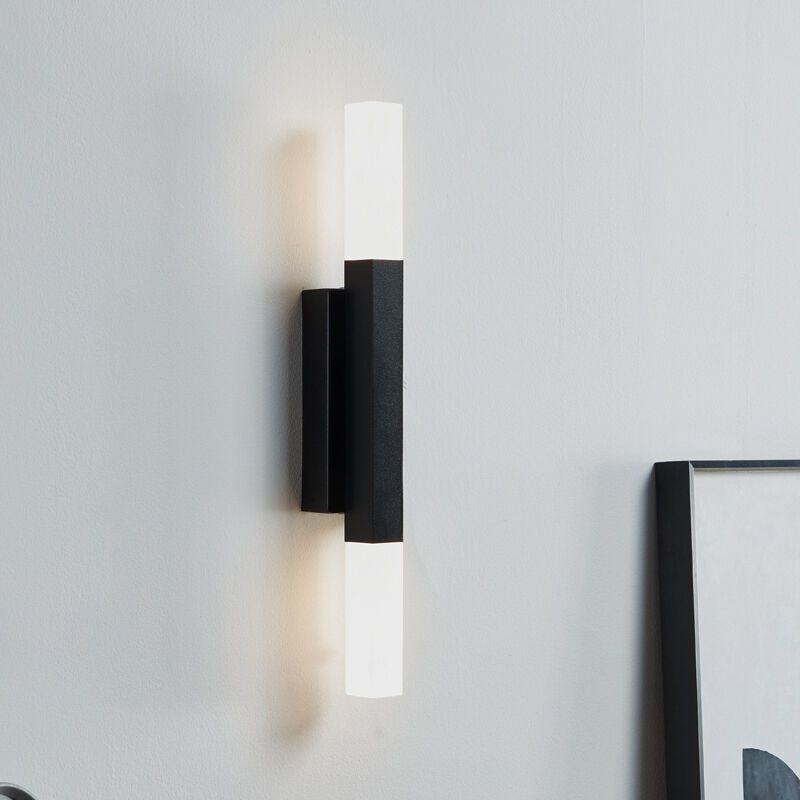 Black modern mirror lighting aluminium, Yolande, 5,5W, 3000K LED, IP44 Black modern mirror lighting aluminium, Yolande, 5,5W, 3000K LED, IP44