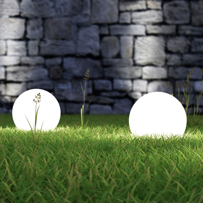 White garden spike light plastic, Ytske, IP44 White garden spike light plastic, Ytske, IP44