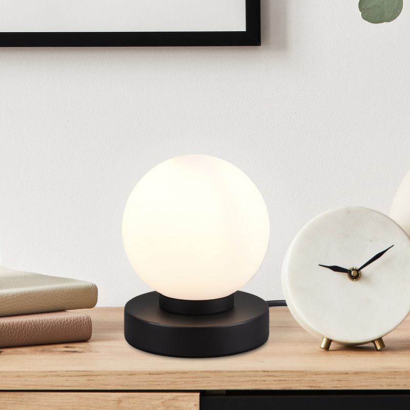 Black table lamp metal, Serdal, with switch Black table lamp metal, Serdal, with switch