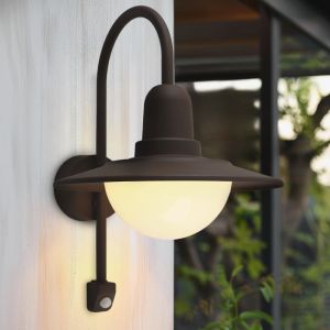 Classic outdoor wall light with motion sensor rust coloured, Rolin, IP54
