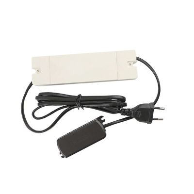 Smart distribution box with transformer