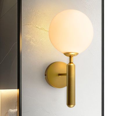 Modern bathroom wall light brass, Tiemen, IP44