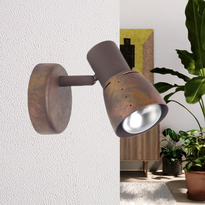 Metal wall light copper, Rieko