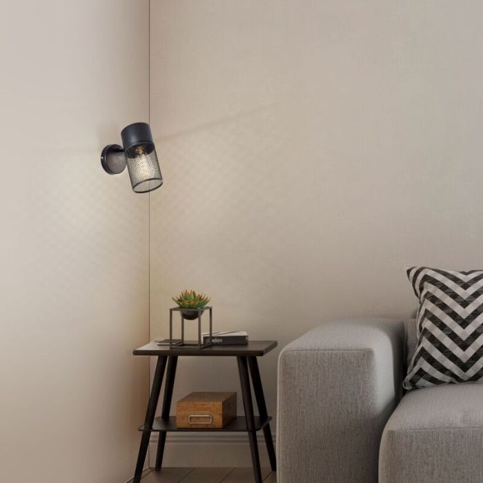 Industrial wall spotlight black, Georgino