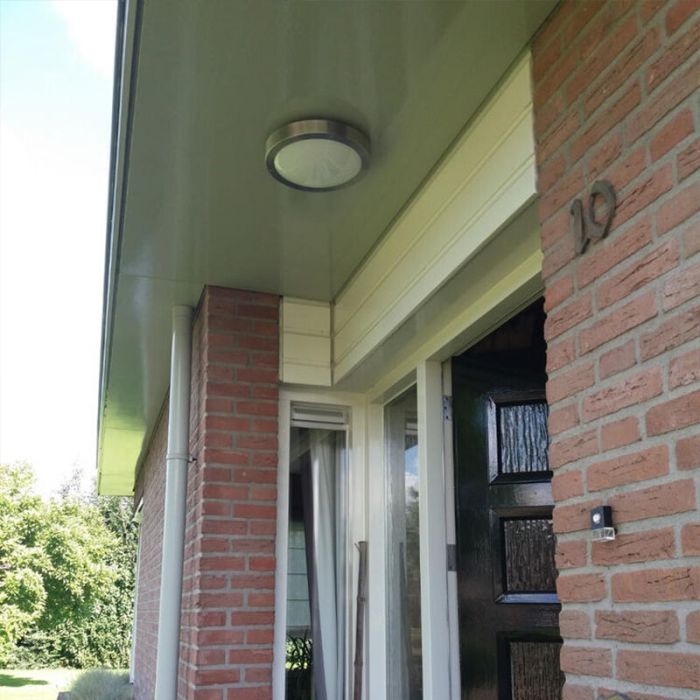 Silver outdoor wall light with dusk to dawn sensor glass, Bob, IP44