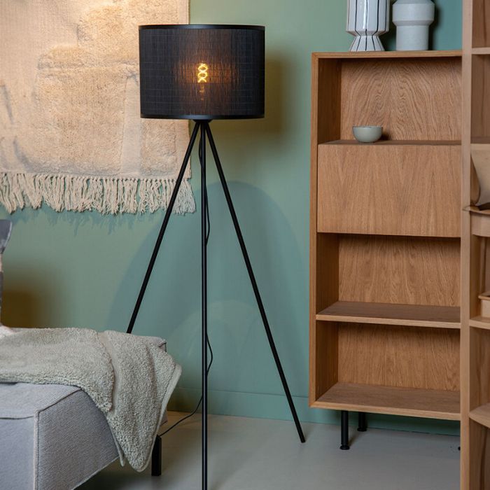 Bamboo tripod floor lamp black, Tagalog, with switch