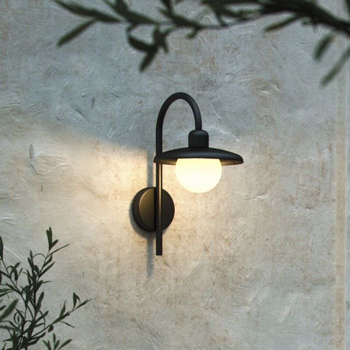 Black outdoor light classic, Berlo, IP44