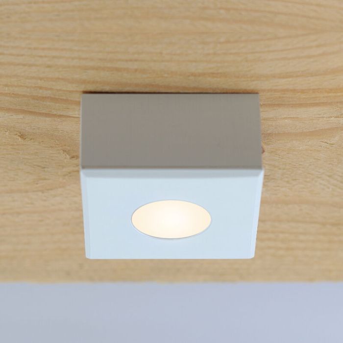 4 square white surface mounted spotlights Fredo, IP44, with connection set and remote control
